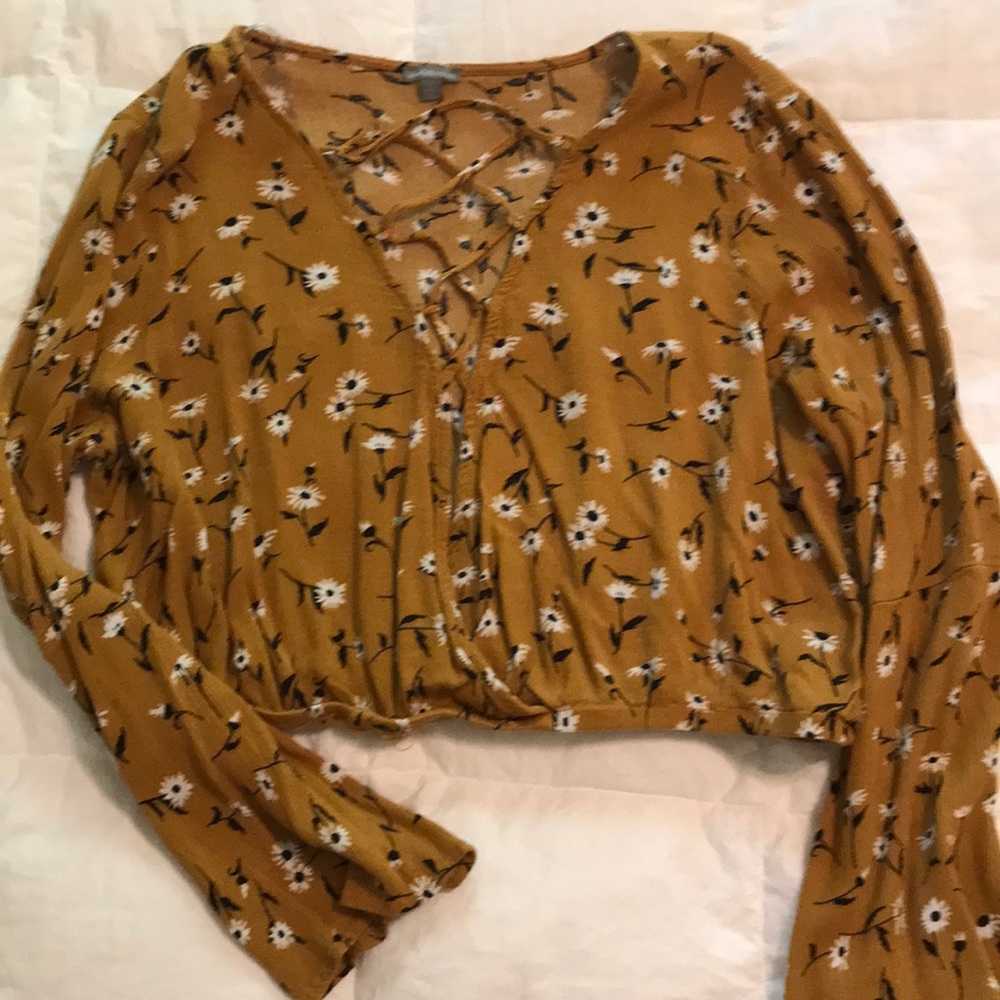 charlotte russe yellow flower crop top